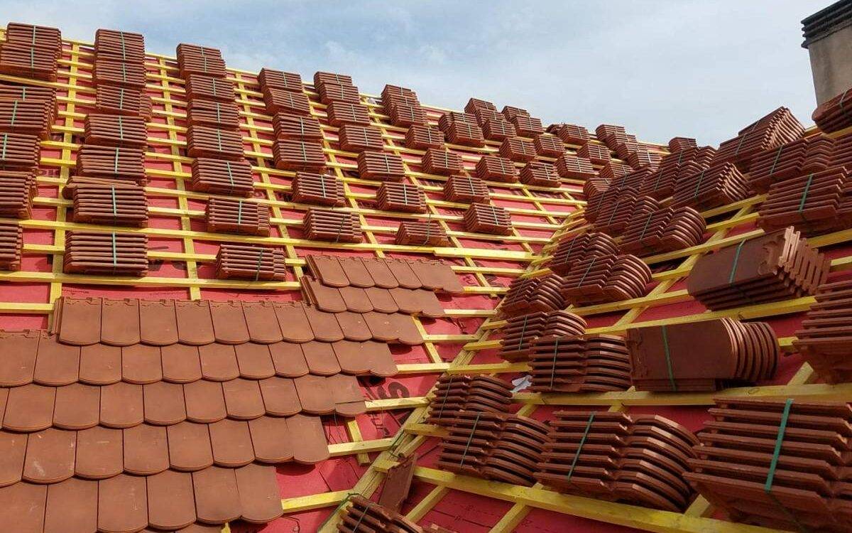 Qu&#8217;est-ce qu&#8217;une couverture de toit chaude ? Hœœnheim